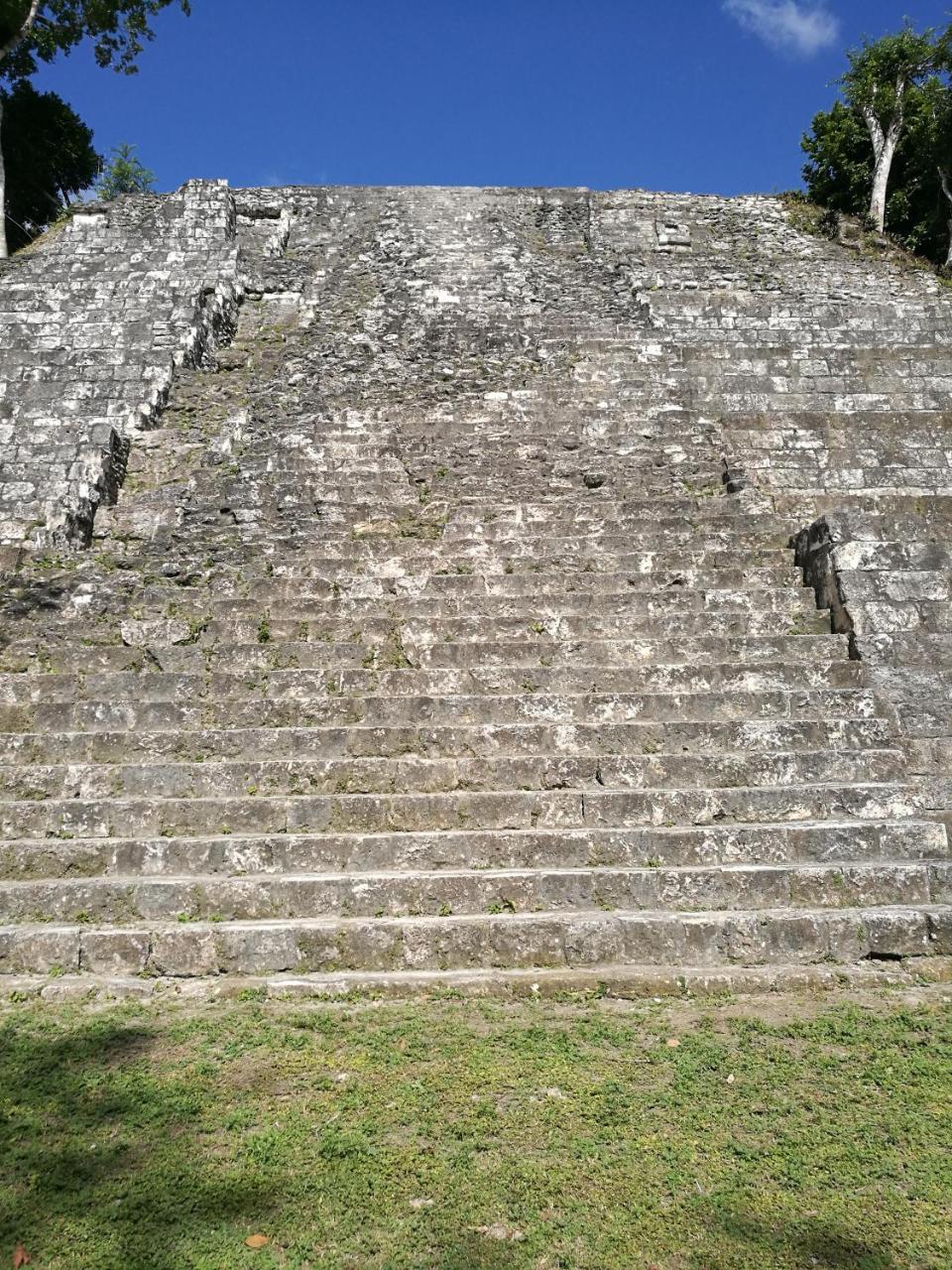 Ecolodge El SombreroLaguna Yaxha エクステリア 写真